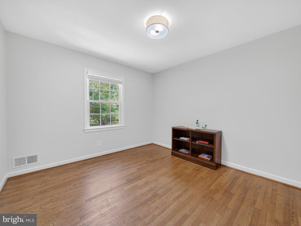 12628 St James Road Rockville, MD 20850 - Photo 40 of 64 Bedroom#5