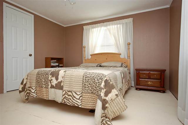 2030 Keeler Mill Road Greenville, SC 29617 - Photo 9 of 25