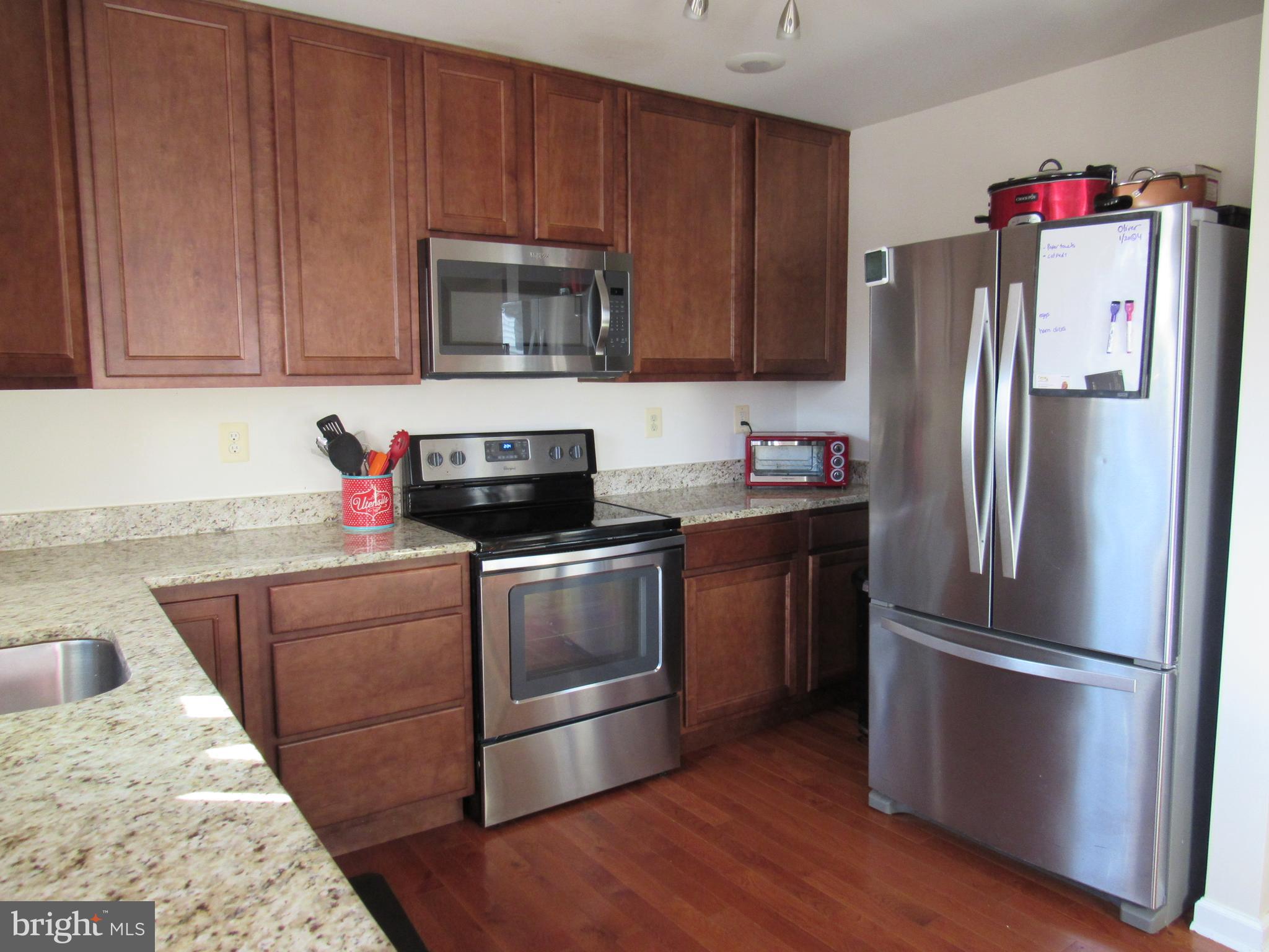 1165 Steamboat Road Shady Side, MD 20764 - Photo 23 of 51 Stainless steel appliances