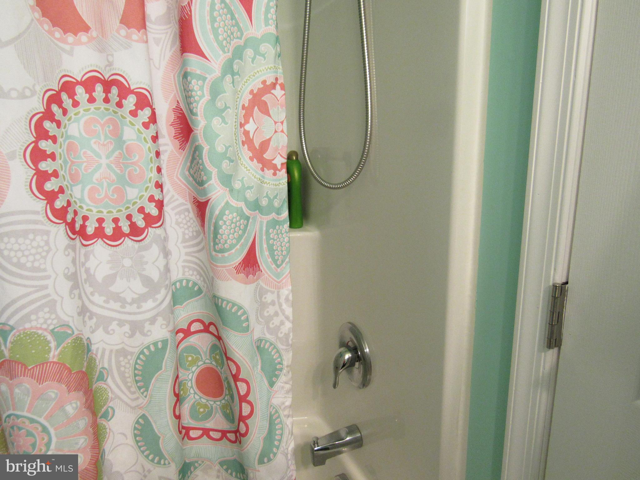1165 Steamboat Road Shady Side, MD 20764 - Photo 34 of 51 Hall bath has shower/tub combination