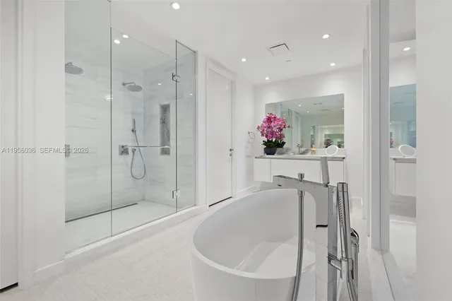 $30,000 | 700 Northeast 26th Terrace, Unit 4703, Miami, FL 33137