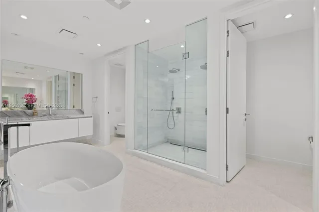 $30,000 | 700 Northeast 26th Terrace, Unit 4703, Miami, FL 33137