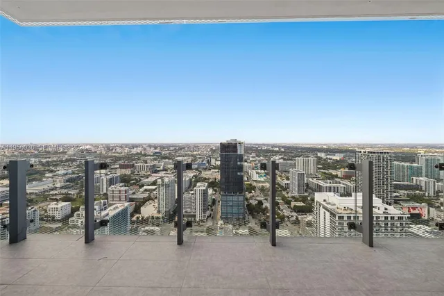 $30,000 | 700 Northeast 26th Terrace, Unit 4703, Miami, FL 33137