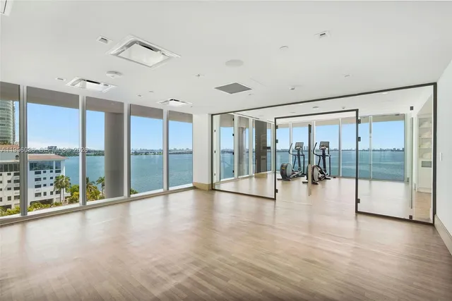 $30,000 | 700 Northeast 26th Terrace, Unit 4703, Miami, FL 33137