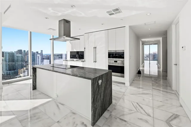 $30,000 | 700 Northeast 26th Terrace, Unit 4703, Miami, FL 33137