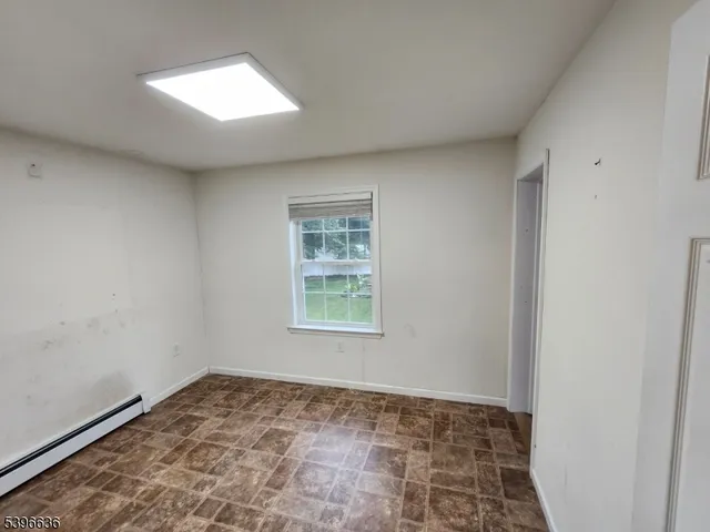 $560,000 | 128 Big Piece Road, Fairfield, NJ 07004