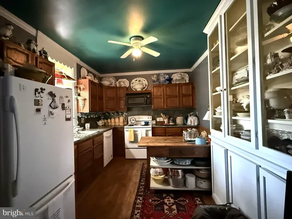 $399,000 | 147 South Court Street, Luray, VA 22835