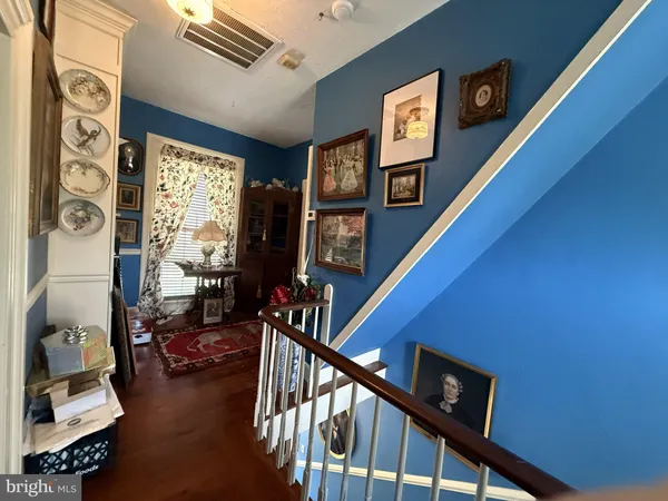 $399,000 | 147 South Court Street, Luray, VA 22835