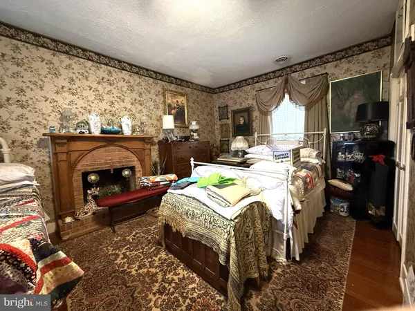 $399,000 | 147 South Court Street, Luray, VA 22835