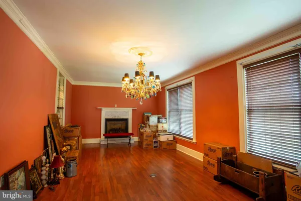 $399,000 | 147 South Court Street, Luray, VA 22835