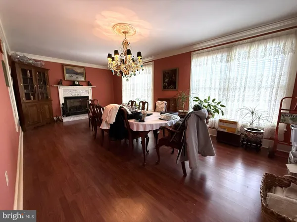 $399,000 | 147 South Court Street, Luray, VA 22835