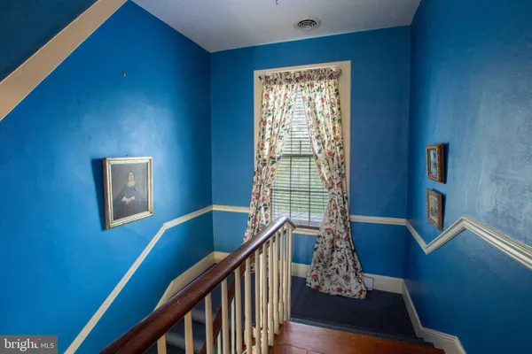 $399,000 | 147 South Court Street, Luray, VA 22835