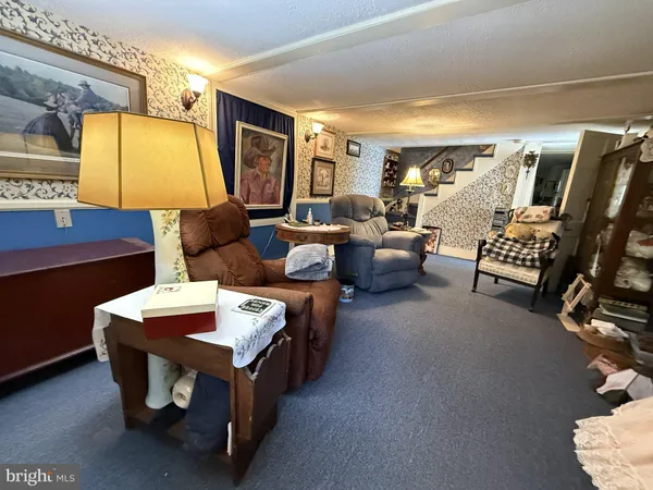 $399,000 | 147 South Court Street, Luray, VA 22835