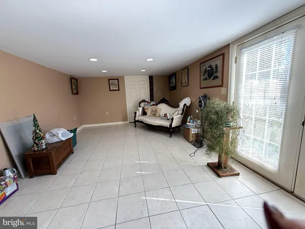 $399,000 | 147 South Court Street, Luray, VA 22835