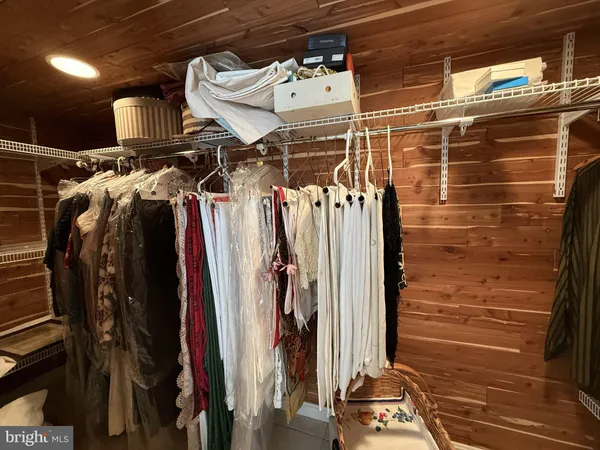 $399,000 | 147 South Court Street, Luray, VA 22835