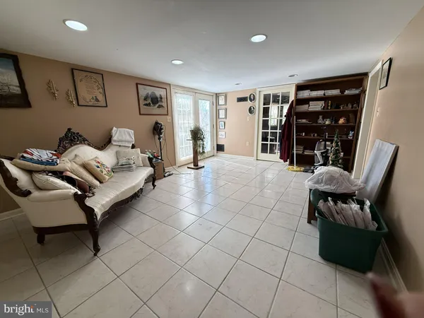 $399,000 | 147 South Court Street, Luray, VA 22835