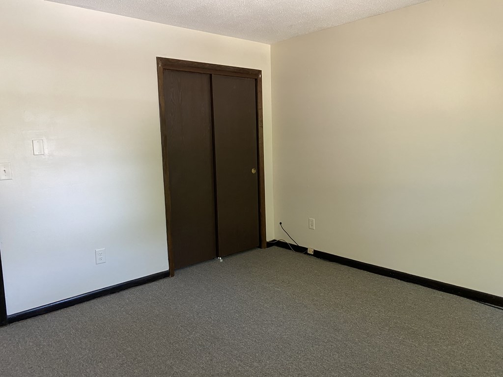 218-220 Centre Street Springfield, MA 01151 - Photo 12 of 27 a view of an empty room