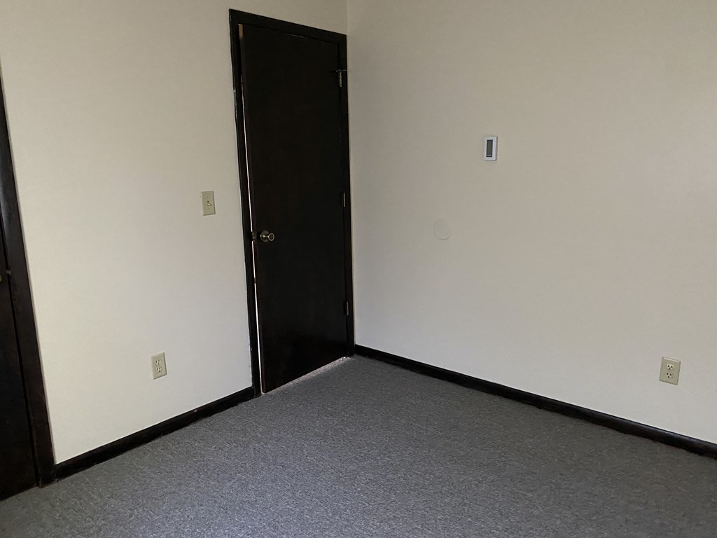 218-220 Centre Street Springfield, MA 01151 - Photo 16 of 27