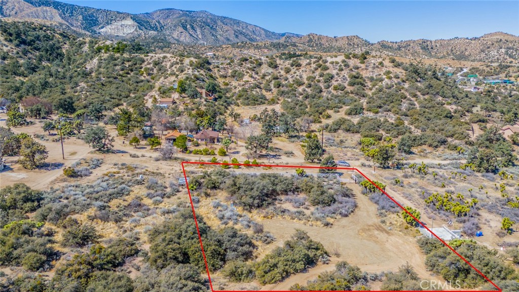 7371 Wild Horse Canyon Road Pinon Hills, CA 92397 - Photo 5 of 7