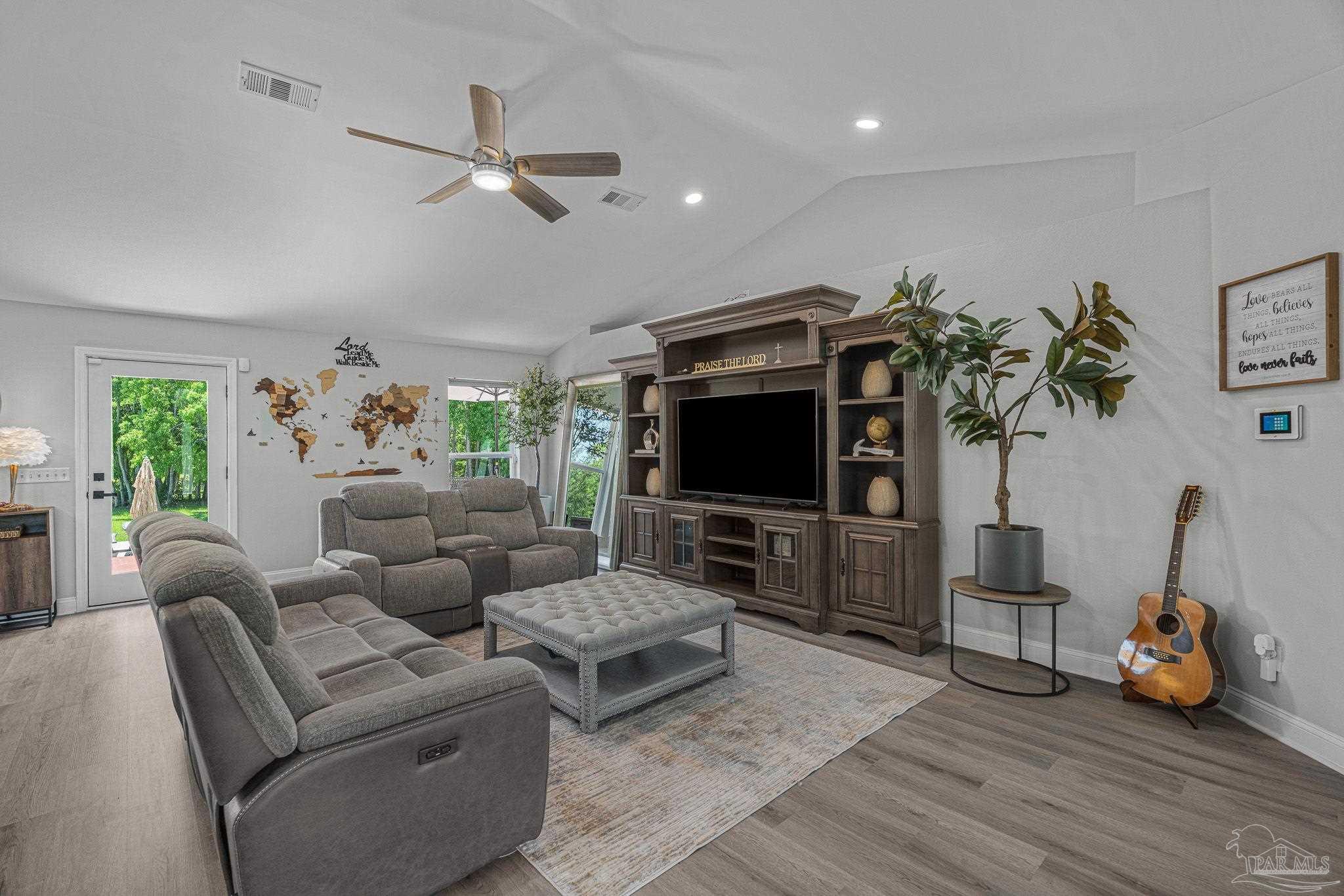 435 Meander Lane Cantonment, FL 32533 - Photo 15 of 56