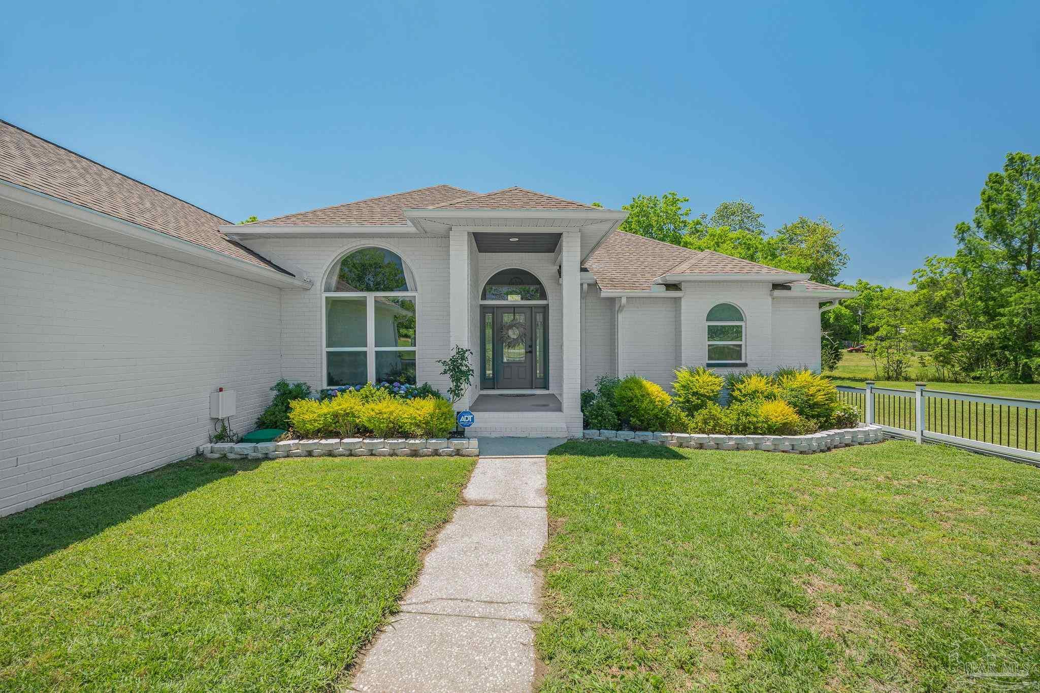 435 Meander Lane Cantonment, FL 32533 - Photo 10 of 56