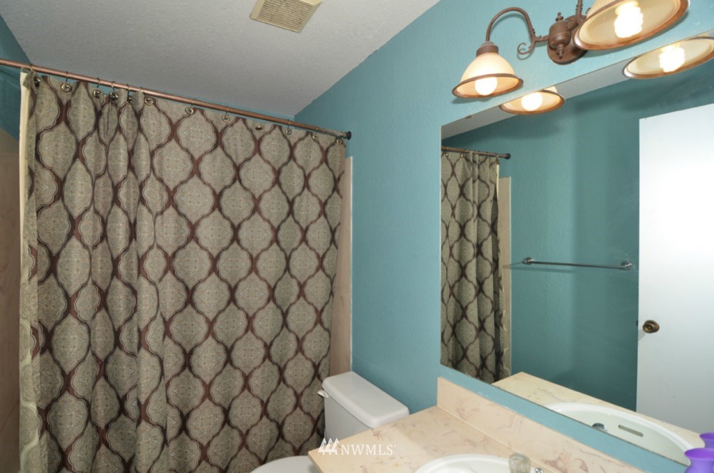 606 Duchess Road Bothell, WA 98012 - Photo 10 of 15