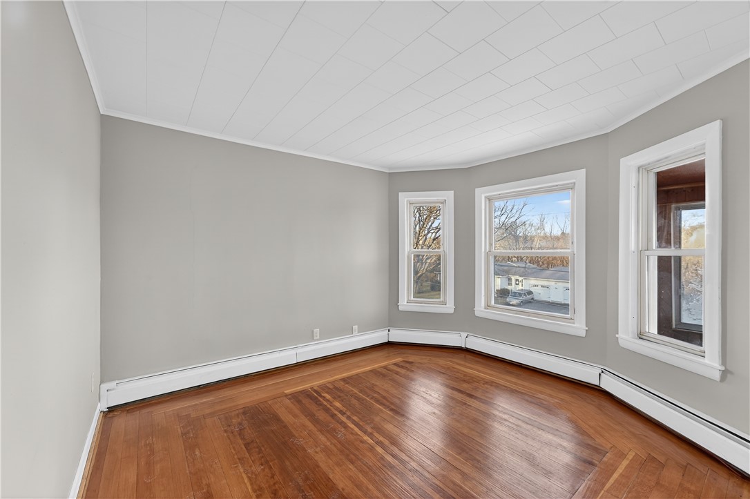 252 Railroad Street Lincoln, RI 02838 - Photo 8 of 21