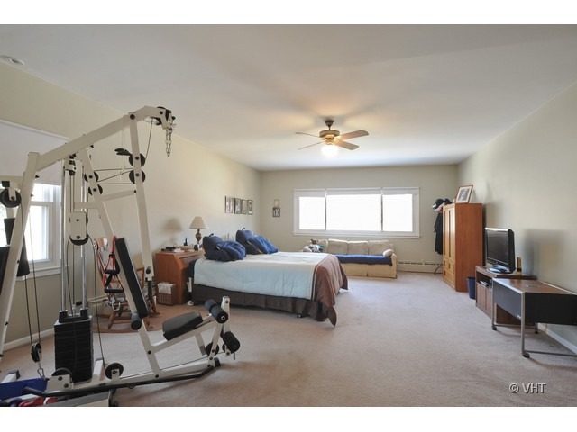 575 North Happ Road Northfield, IL 60093 - Photo 8 of 13 Gallery Image 8