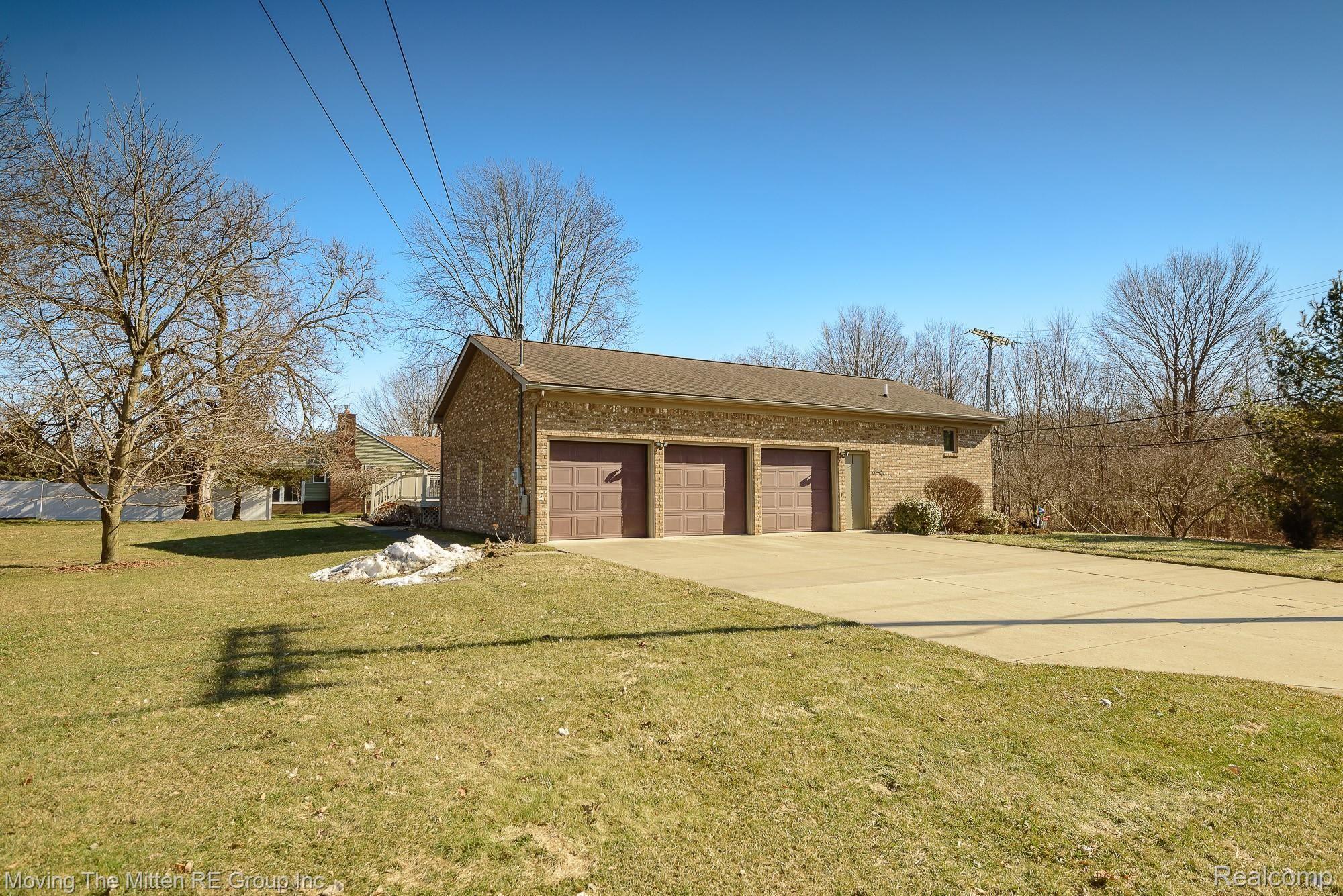 40900 Robbe Road Belleville, MI 48111 - Photo 43 of 55 40900_robbe-42.jpg