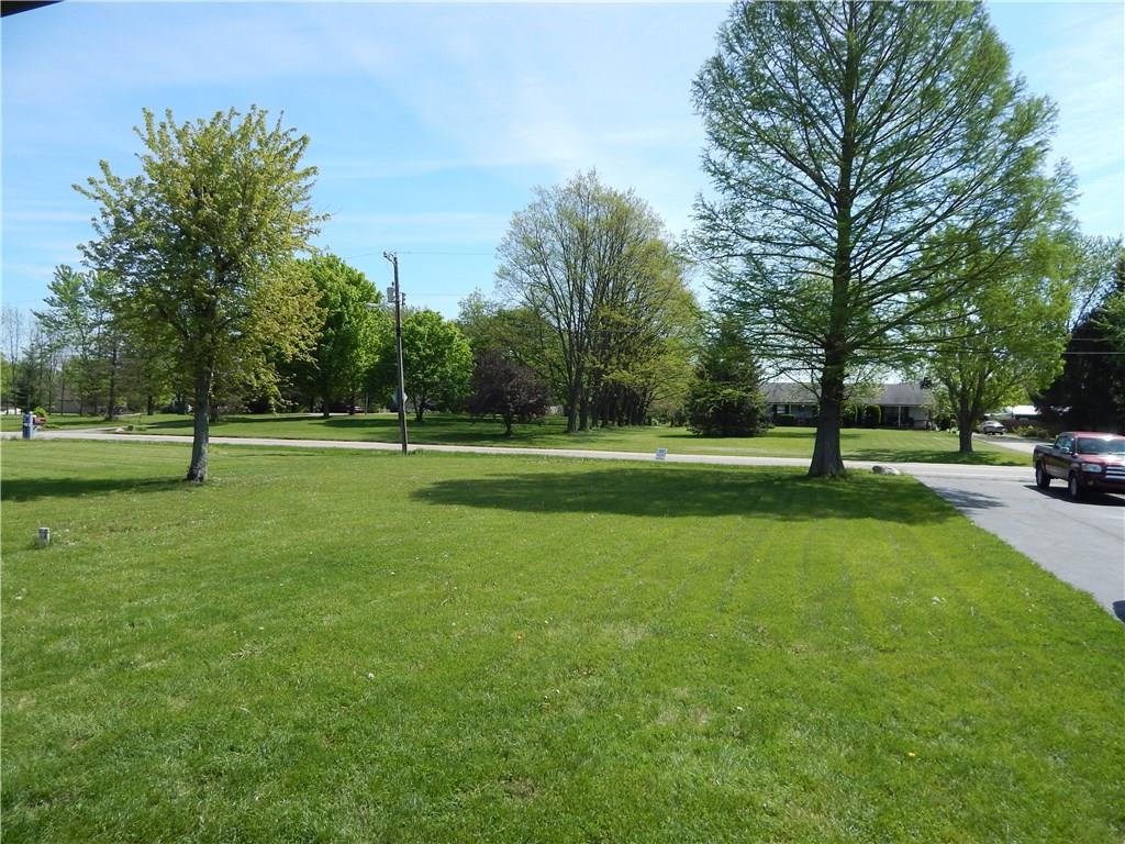 8708 South Franklin Road Indianapolis, IN 46259 - Photo 2 of 23 Gallery Image 2