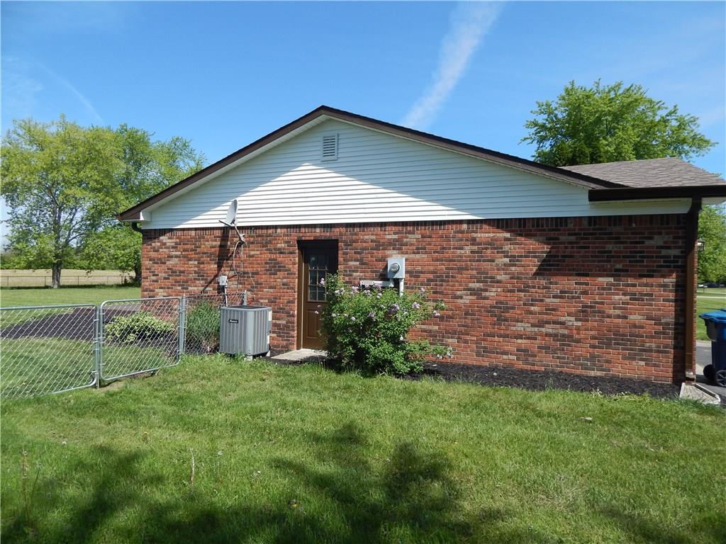 8708 South Franklin Road Indianapolis, IN 46259 - Photo 19 of 23 Gallery Image 19
