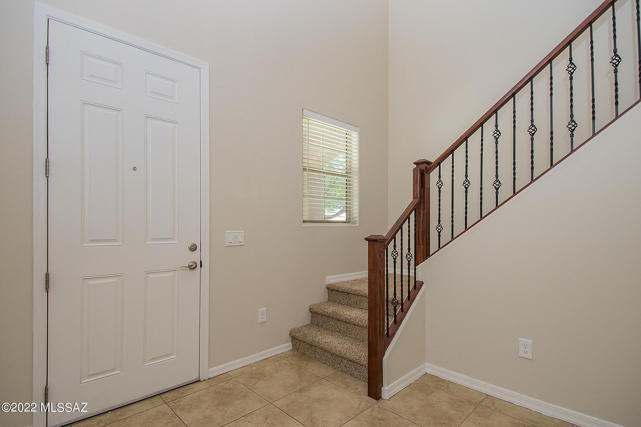 39081 South Running Roses Lane Tucson, AZ 85739 - Photo 4 of 43