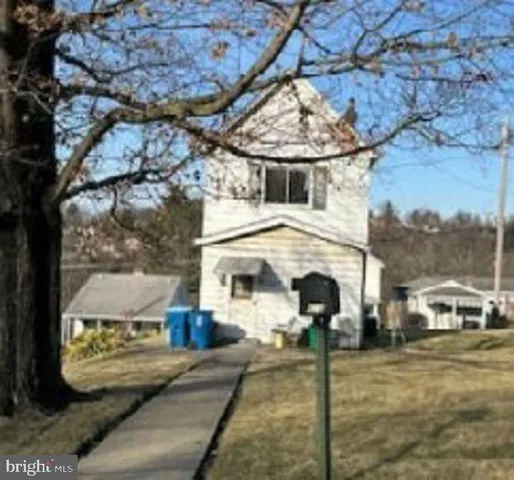 $13,800 | 618 Beaver Avenue, Turtle Creek, PA 15145