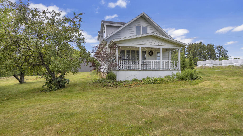 2917 Stone Road Manitowoc Rapids, WI 54220 - Photo 1 of 34 Welcome Home!