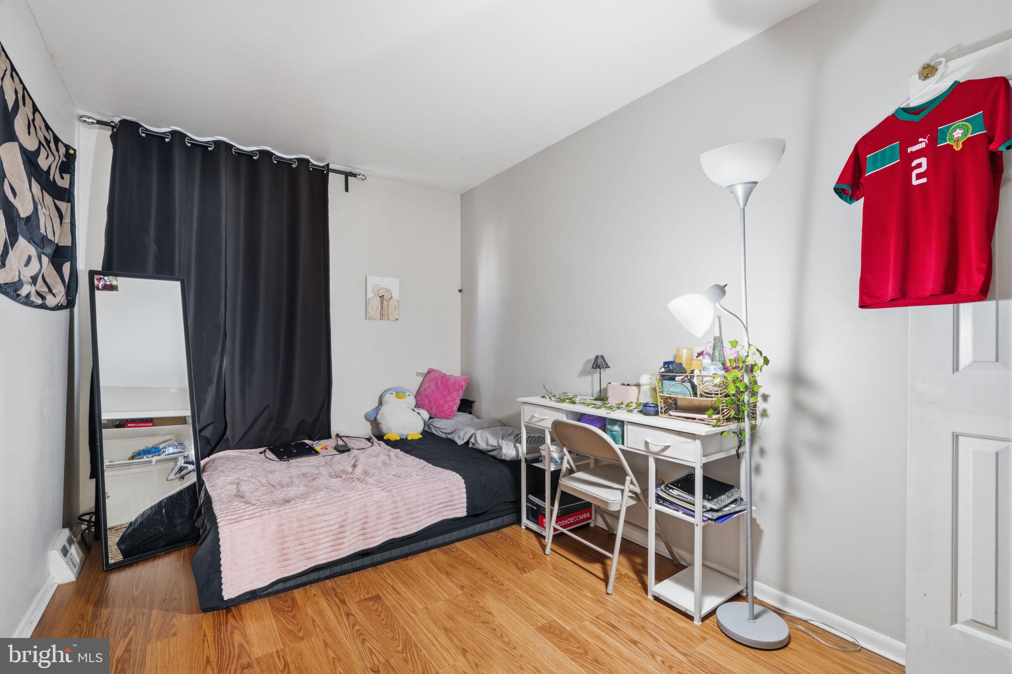 10839 Rennard Street Philadelphia, PA 19116 - Photo 14 of 39 Gallery Image 14