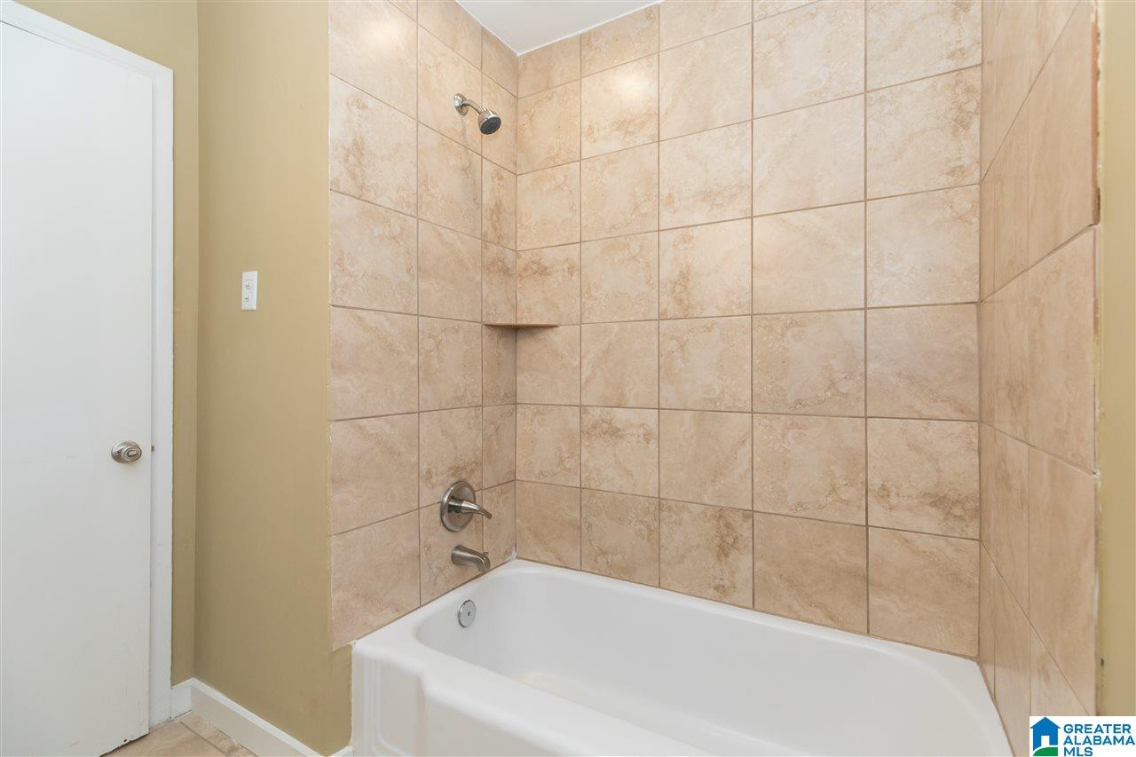 9865 Redcliff Road Birmingham, AL 35215 - Photo 7 of 32