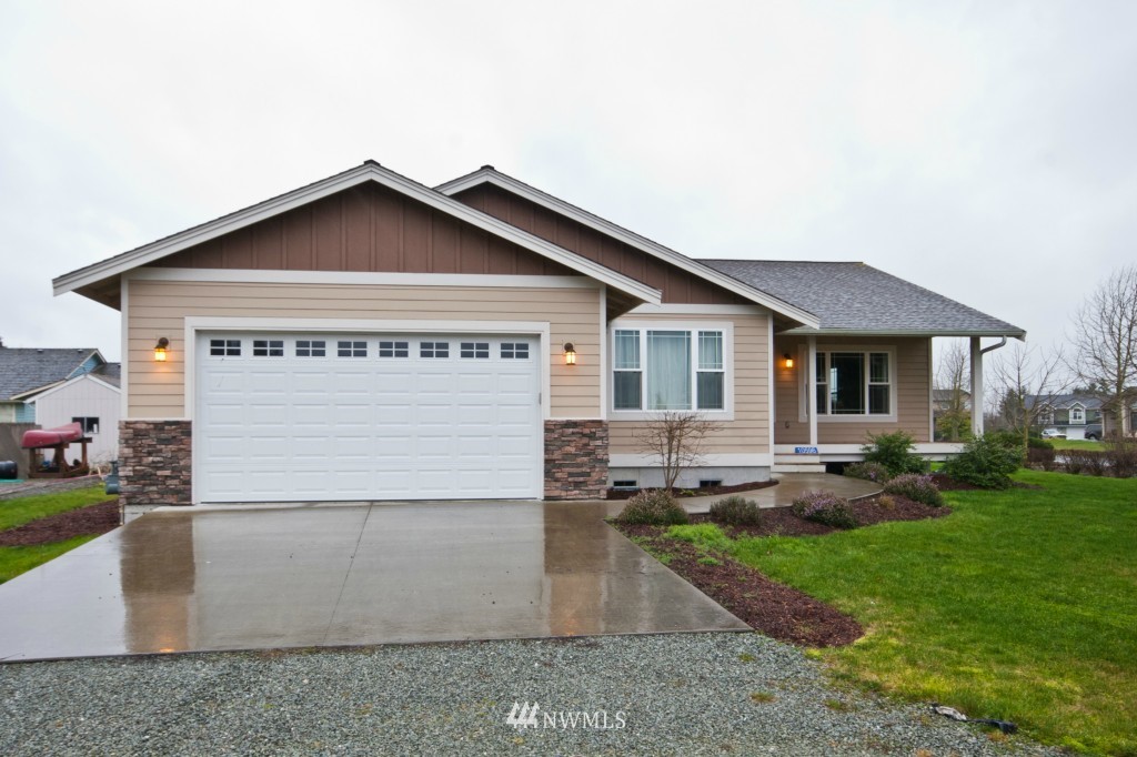 10596 Peter Anderson Road Burlington, WA 98233 - Photo 1 of 16 Gallery Image 1