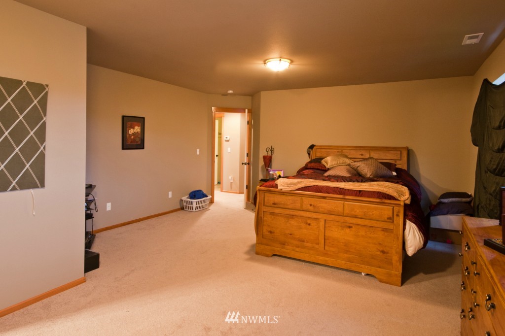 10596 Peter Anderson Road Burlington, WA 98233 - Photo 8 of 16 Gallery Image 8