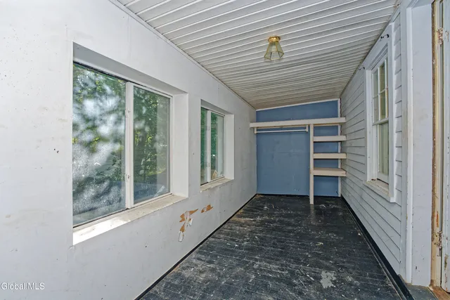 $164,950 | 42 North Lake Avenue, Troy, NY 12180