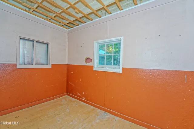 $164,950 | 42 North Lake Avenue, Troy, NY 12180