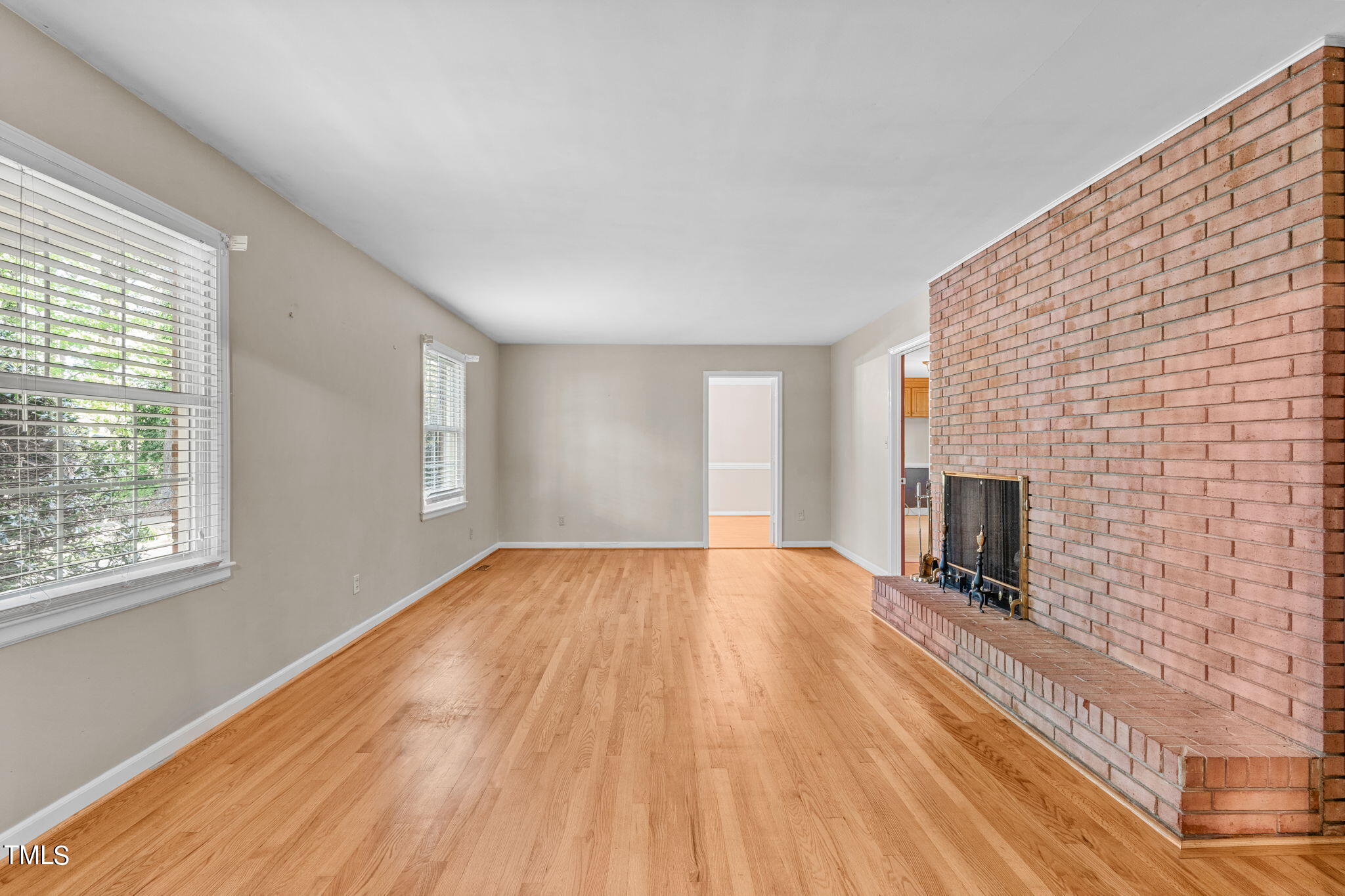 6205 Arrington Road Raleigh, NC 27607 - Photo 8 of 44 Living Room