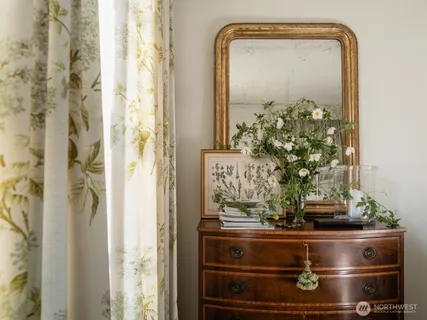 a close view of dining table