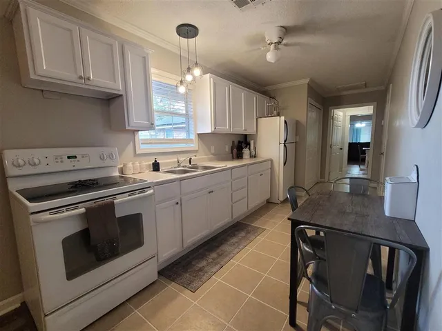 $340,000 | 1533 Quince Street, Sulphur, LA 70663