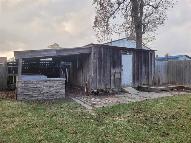 $345,000 | 1533 Quince Street, Sulphur, LA 70663