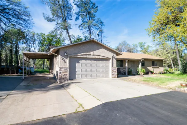 $459,900 | 9246 Chaparral Drive, Redding, CA 96001