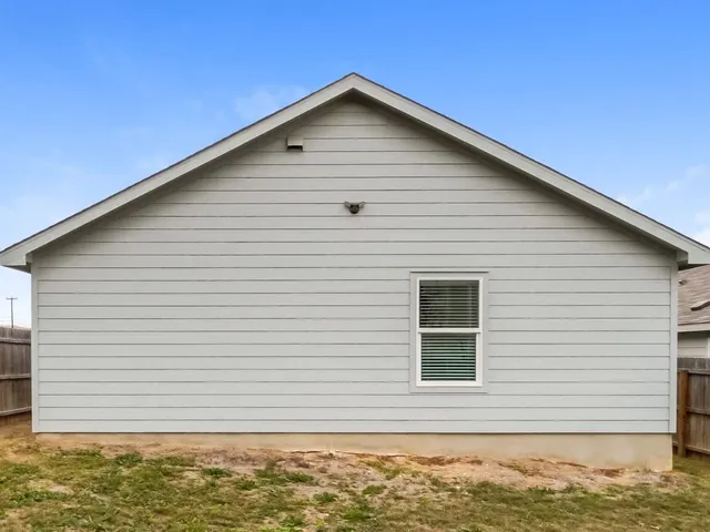 $1,425 | 7218 Avila Vista, San Antonio, TX 78244