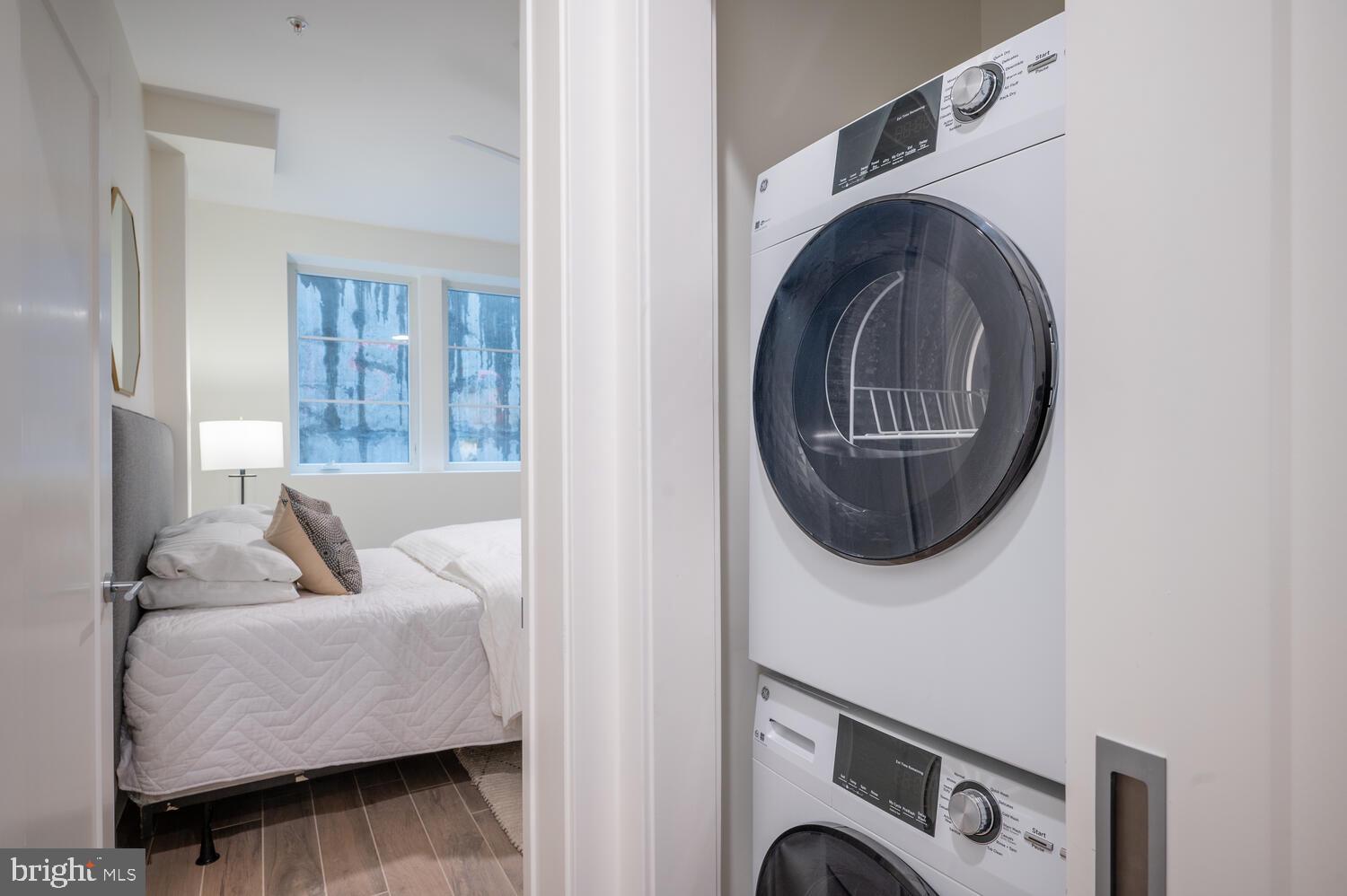 2419 Ontario Road Northwest, Unit T02 Washington, DC 20009 - Photo 13 of 17 Full Size W/D