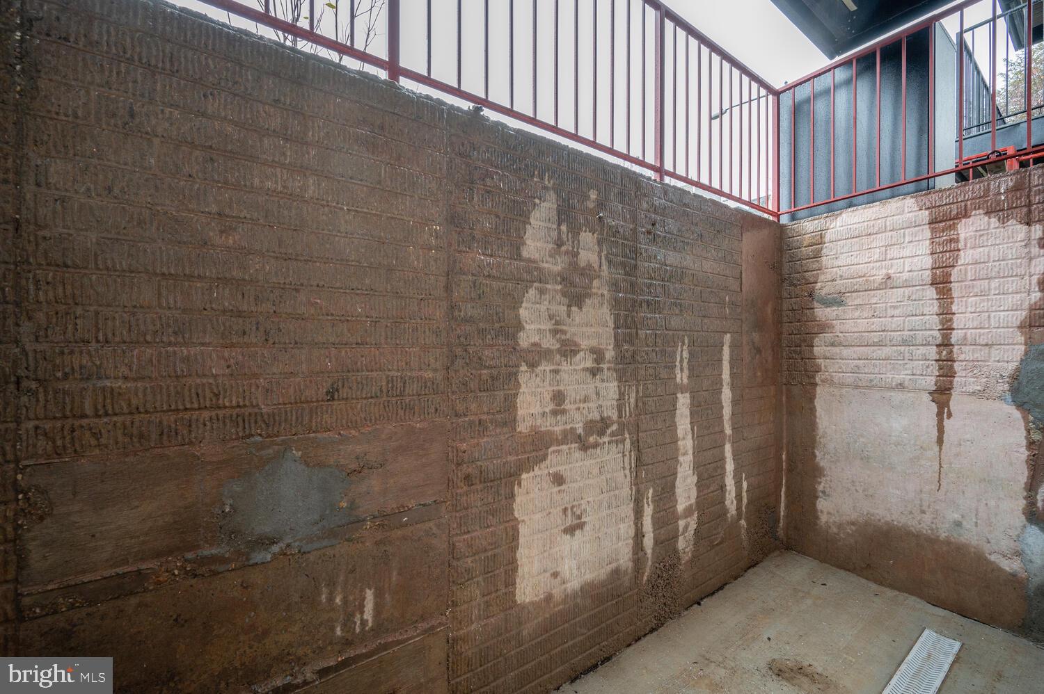 2419 Ontario Road Northwest, Unit T02 Washington, DC 20009 - Photo 14 of 17 Private outdoor space