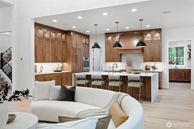 $4,798,988 | 7107 254th Avenue Northeast, Redmond, WA 98053