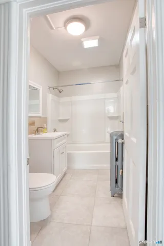 $2,100 | 325 Chestnut Street, New Britain, CT 06051